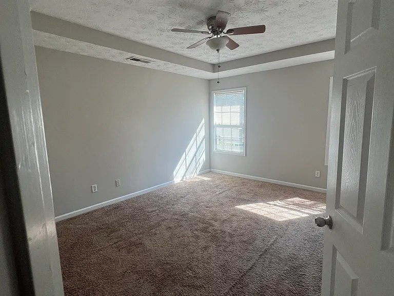 188 Alton Cir — Photo 15
