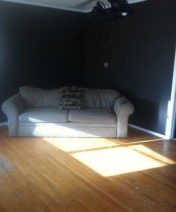 2nd image of 209 S Vivian St