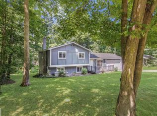 1984 Sparrow Dr, Traverse City, MI 49696