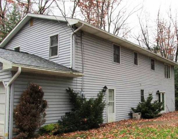 2nd image of 16 Hemlock Rd