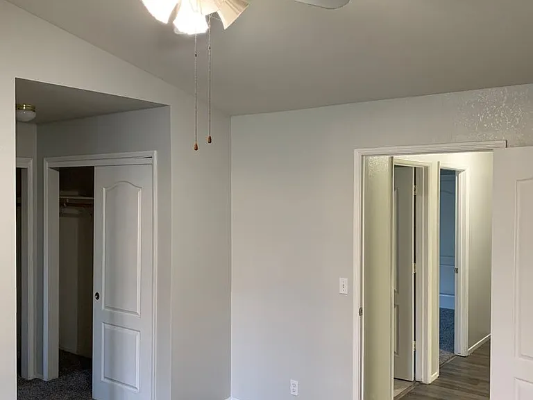 3208 Holly Ct — Photo 19