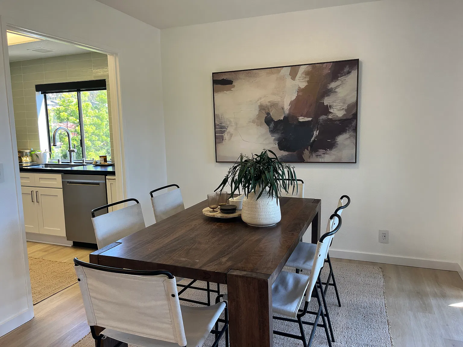 1 bed, 1400 sqft, $2,150 — Photo 4