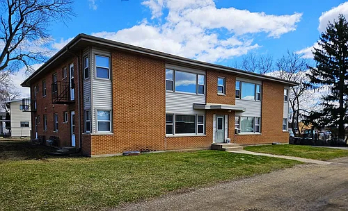 Lake Point Apartments Photo 1