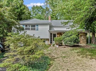 604 Pine Tree Rd, Jenkintown, PA 19046