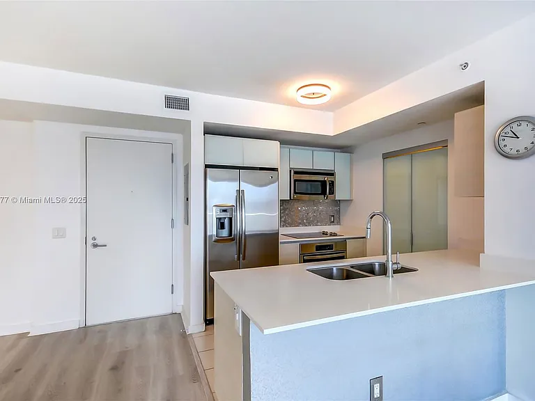 4250 Biscayne Blvd #918 — Photo 15
