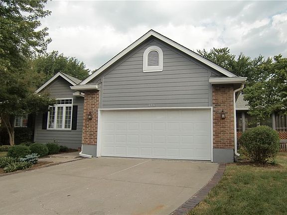2nd image of 1416 NE Buttonwood Ct
