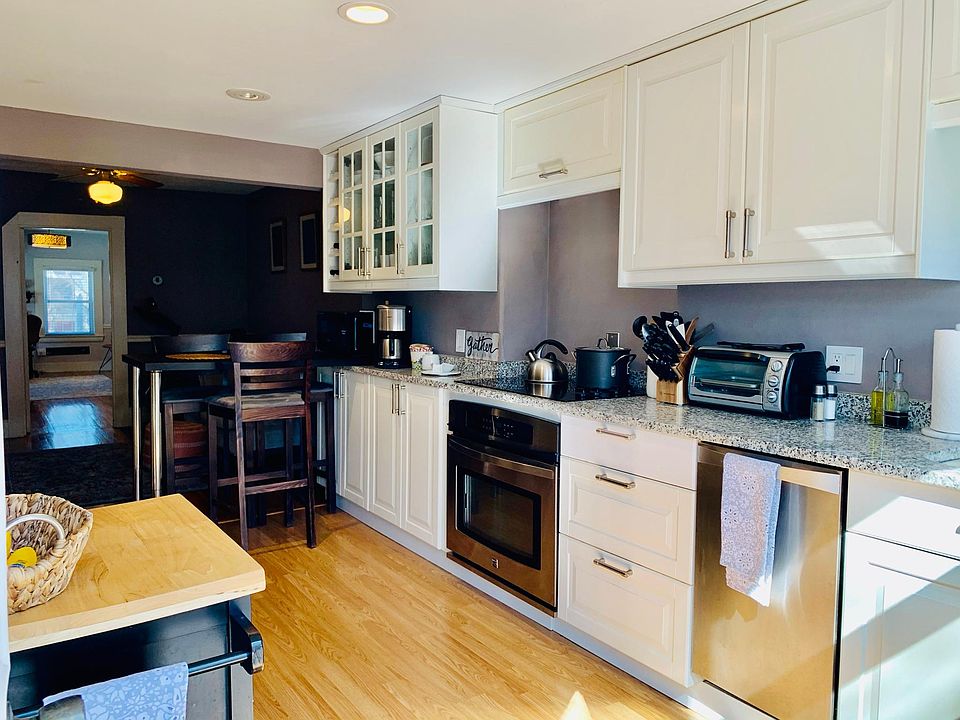 1st image of 5 Sparhawk St APT 4