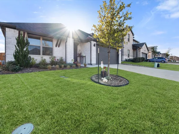 2625 Oneida Ln, Fort Worth, TX 76179