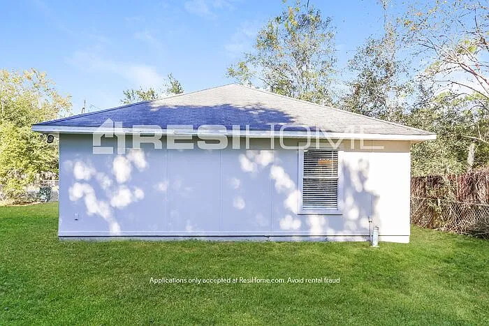 10334 Bradley Rd — Photo 12