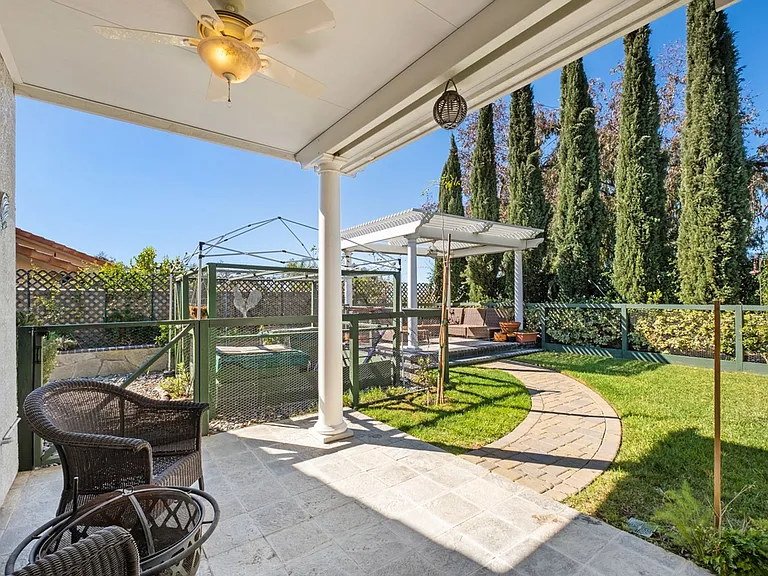 20891 Porter Ranch Rd — Photo 32