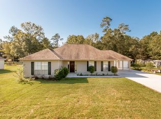 29870 James Chapel Rd N, Albany, LA 70711