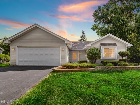 2610 Dorothy Dr, Aurora, IL 60504