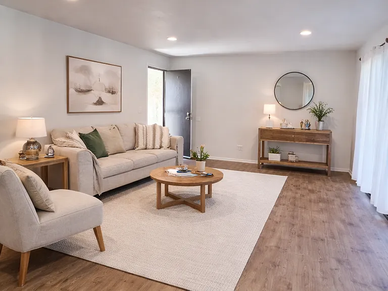 1676 Maple Ave #27 — Photo 1