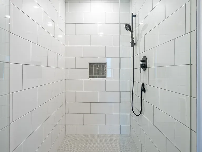 18 Huntcliff Dr — Photo 32