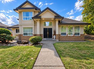 8055 144th St, Surrey, BC V3W 5T3