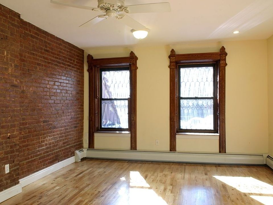 1st image of 3 E 128th St APT 2