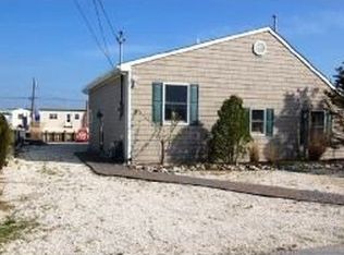 31 Barry Ln, Manahawkin, NJ