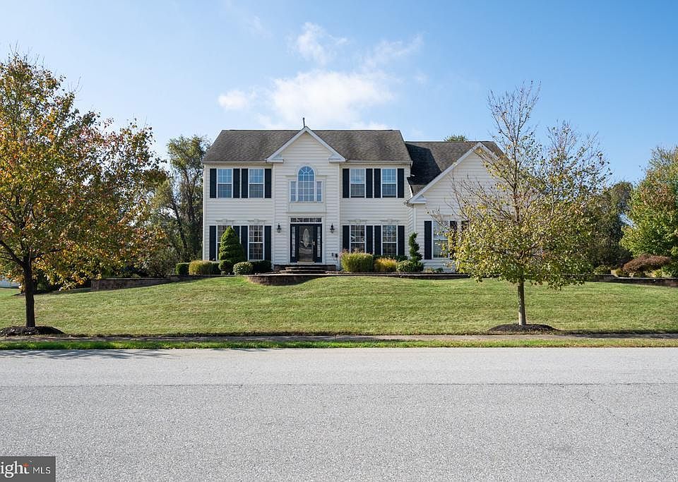 1st image of 406 Derrytown Dr