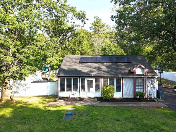 1309 White Oak Cir, Egg Harbor City, NJ 08215