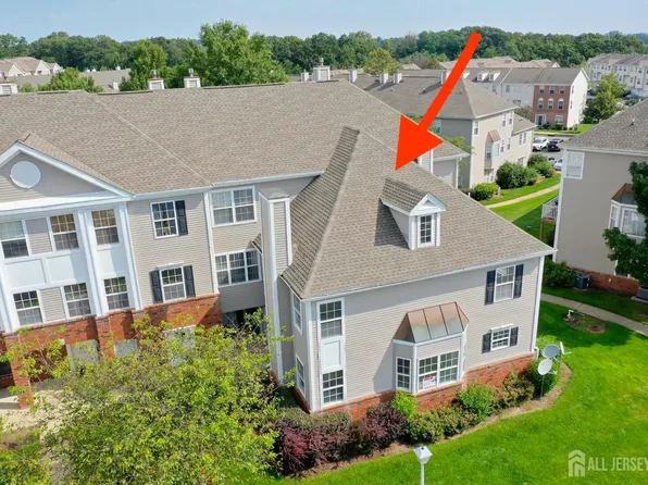 2405 Timber Ridge Ct, Parlin, NJ 08859