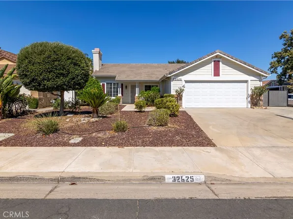 32625 Cherrywood Ln, Lake Elsinore, CA 92530