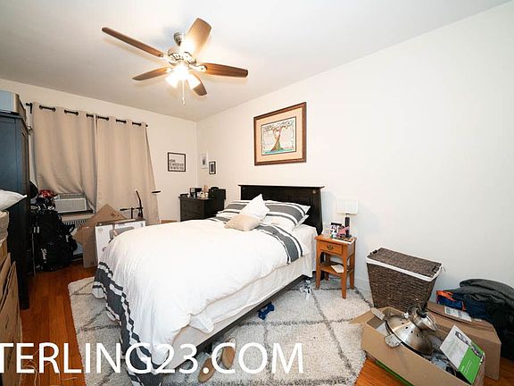 3rd image of 3006 29th St APT 6C