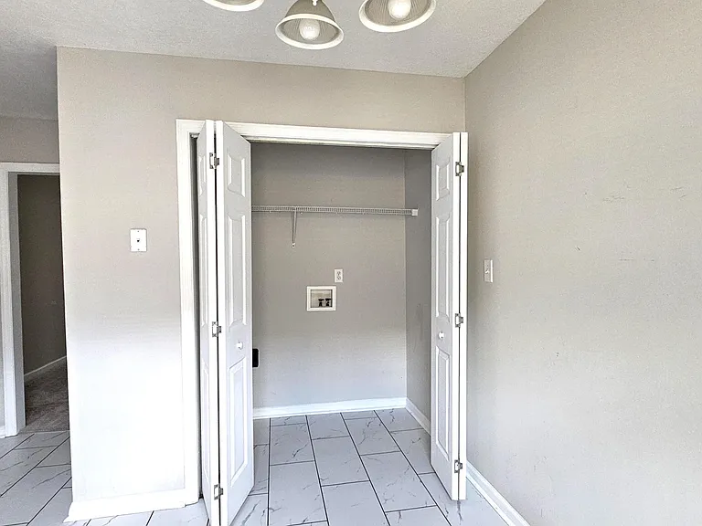 340 Greendale Pl — Photo 7
