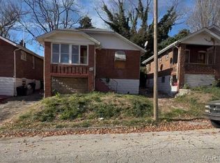 8339 Eton Pl, Saint Louis, MO
