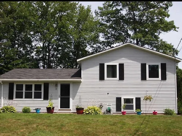 16 Irene Street, Lisbon, ME 04250