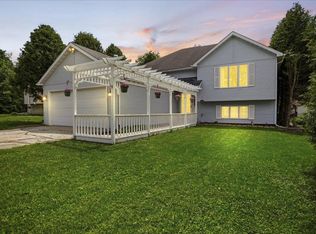 4083 Westover Dr, Crown Point, IN 46307
