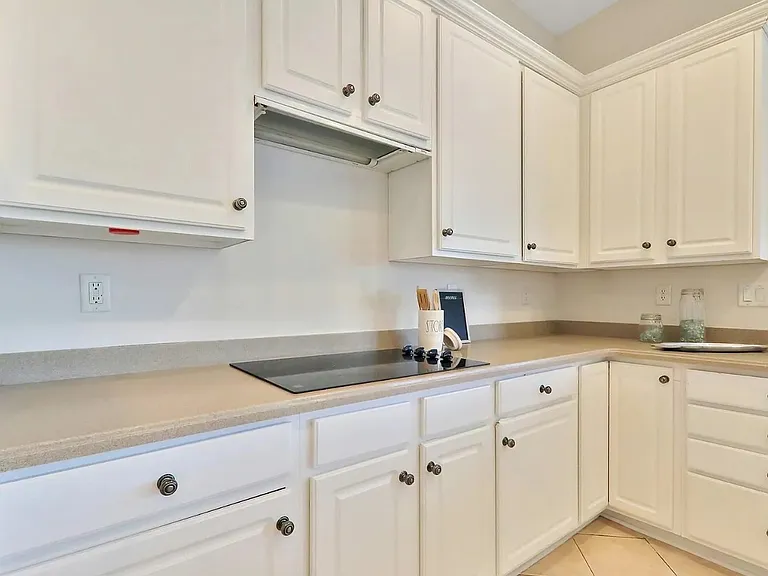 10036 Watermark Ln — Photo 4