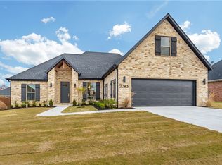 2083 Cobblestone St, Springdale, AR 72762