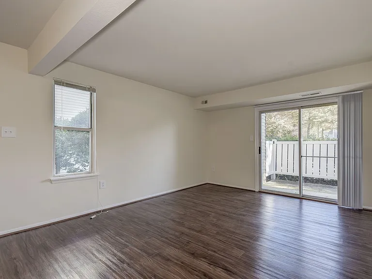New Forest Apartments — Photo 5