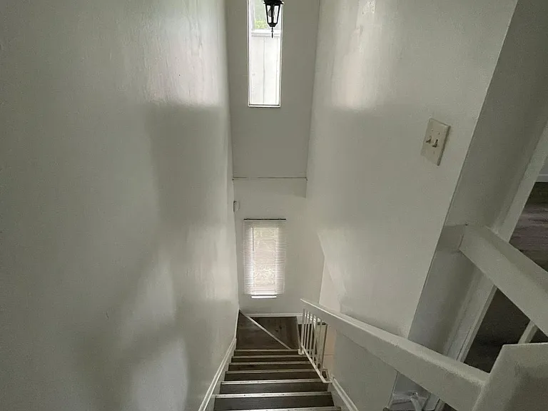 5702 NW 21st St #32-B — Photo 11