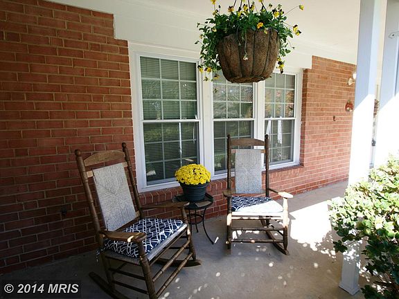 2nd image of 10004 Eastlake Dr