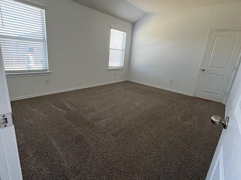 1205 Premiere Ct — Photo 10