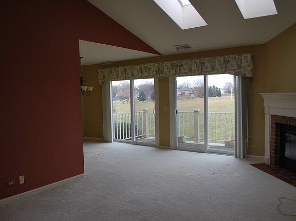 5th image of 309 Glasgow Ln Unit W2