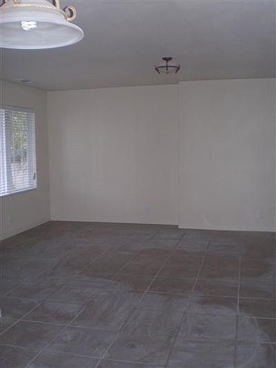 2nd image of 611 E Oleander Ave