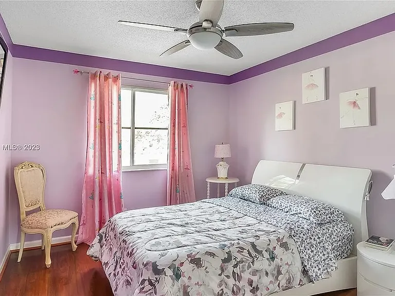 1714 Royal Grove Way — Photo 37