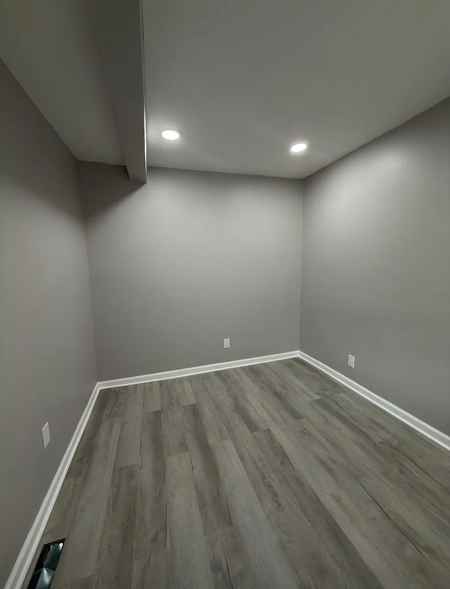 Building Photo - 19 Winans Ave #2