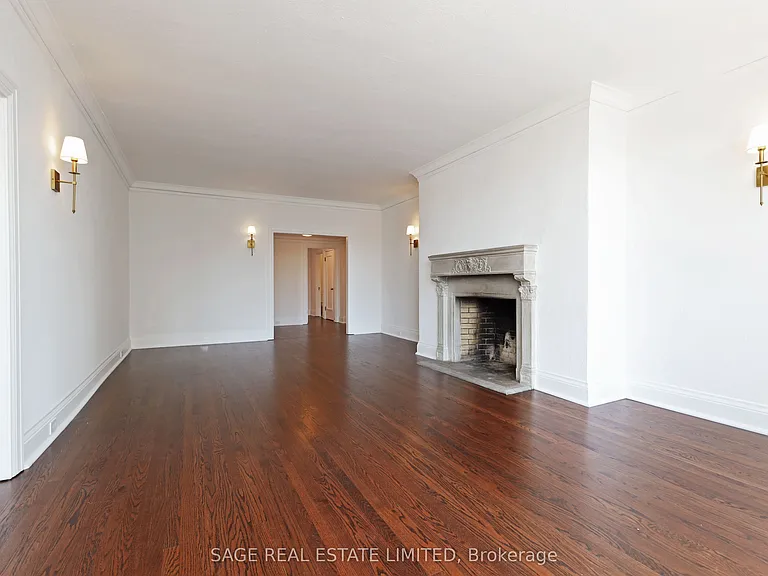 150 Balmoral Ave #304 — Photo 23