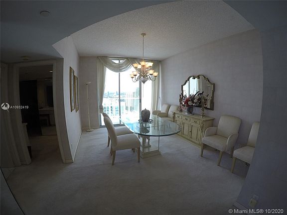 5th image of 16485 Collins Ave #Penthouse 38c