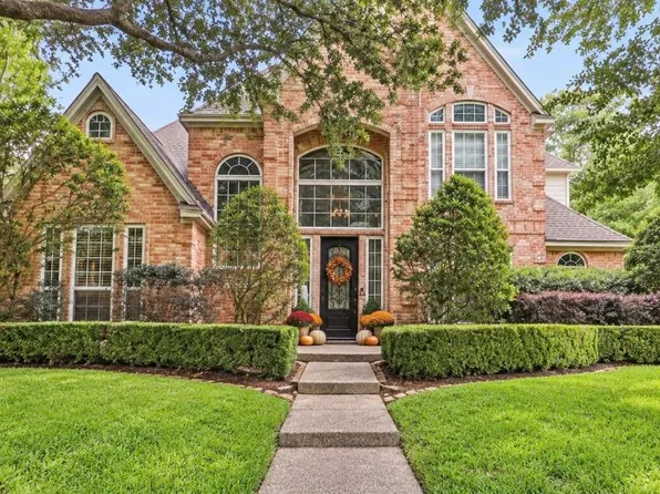 2106 Mountain Lake Dr, Kingwood, TX 77345