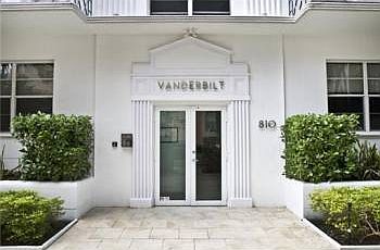 2nd image of 810 Pennsylvania Ave APT 3