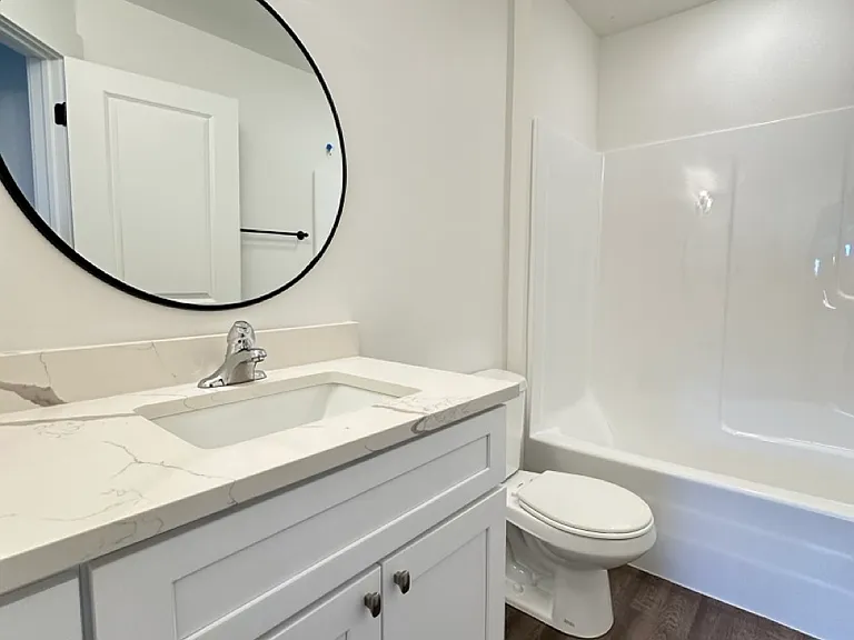 719 N 160 E #1 — Photo 5