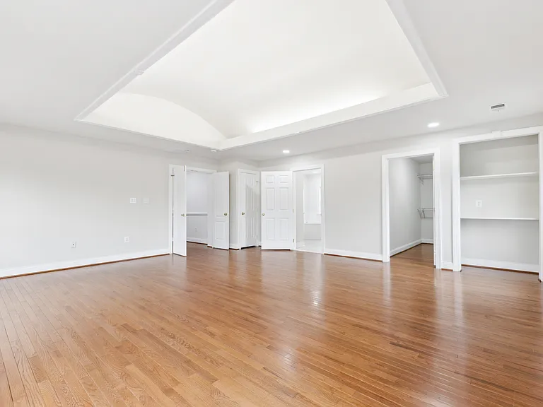 10828 Miller Rd — Photo 44