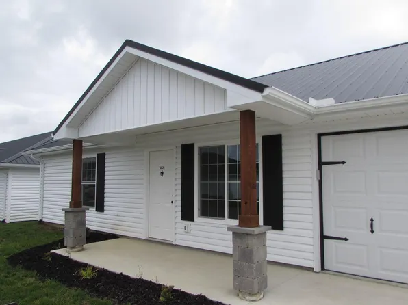 1621 Irene Dr #24, Bellefontaine, OH 43311