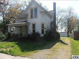1st image of 39 W College St