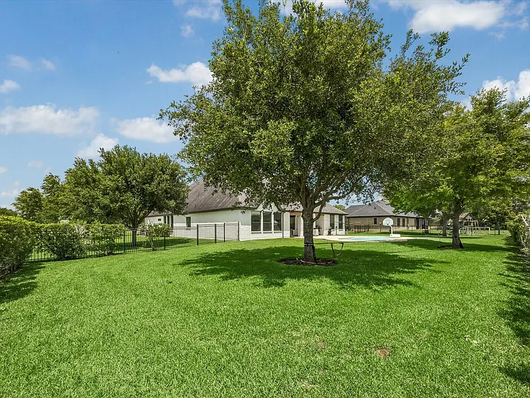 4419 Convento Dr — Photo 30
