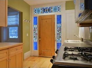 25 Charter St APT 1, Newburyport, MA 01950